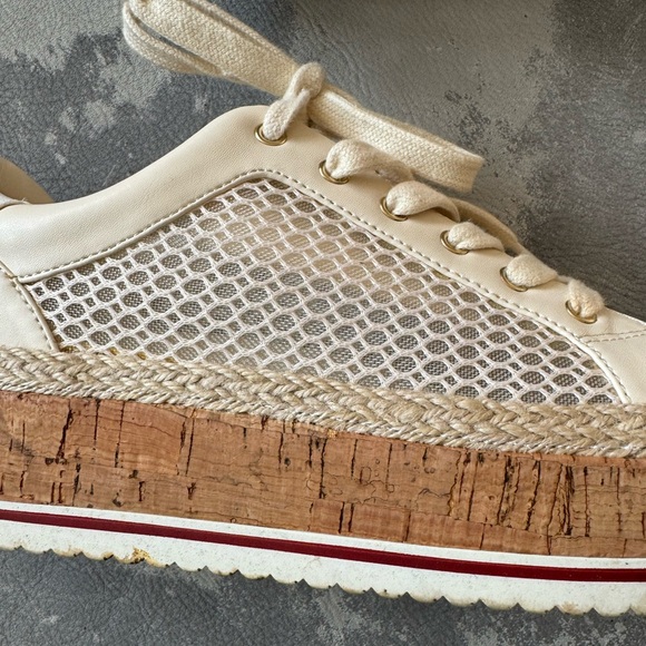 JLO ivory white sneakers mesh net cork flatform platform sz 7 - Picture 5 of 6